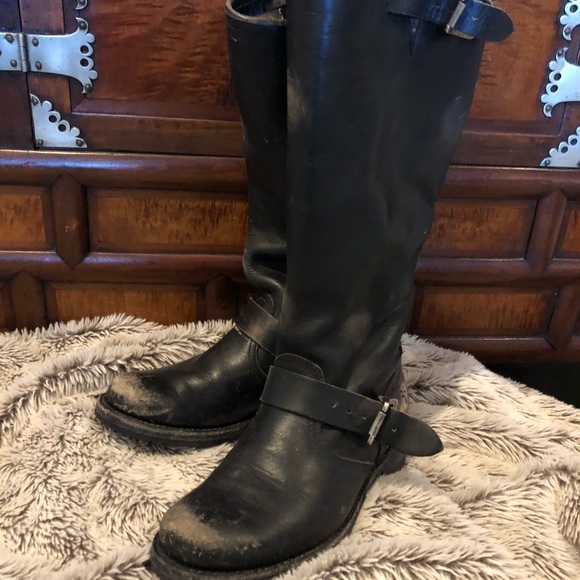 Frye sz 6 Veronica slouch distressed black boot🌹 - Picture 2 of 6